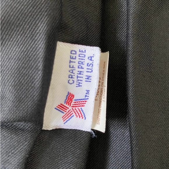 DKNY Leather Jacket made in USA - Picture 5 of 6